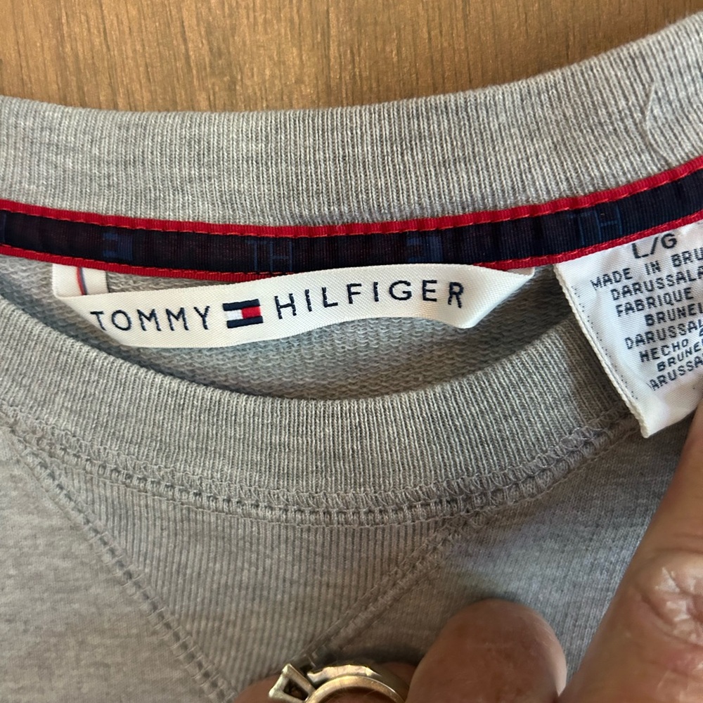 Tommy Hilfiger Light Gray Sweatshirt